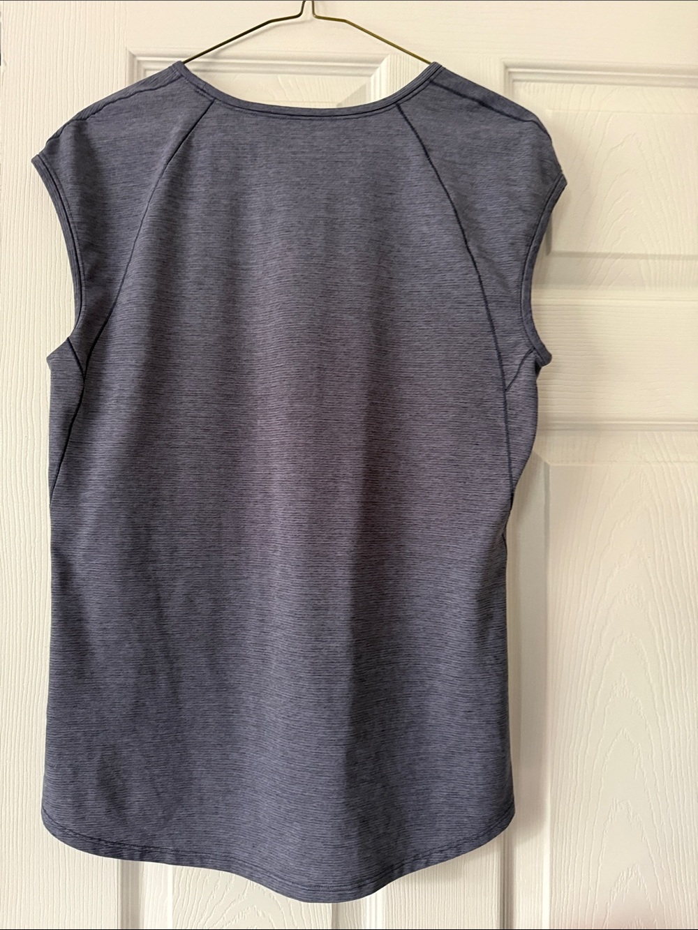 Arc'teryx Women's Sleeveless Top in Heathered Slate Blue - Picture 5 of 6